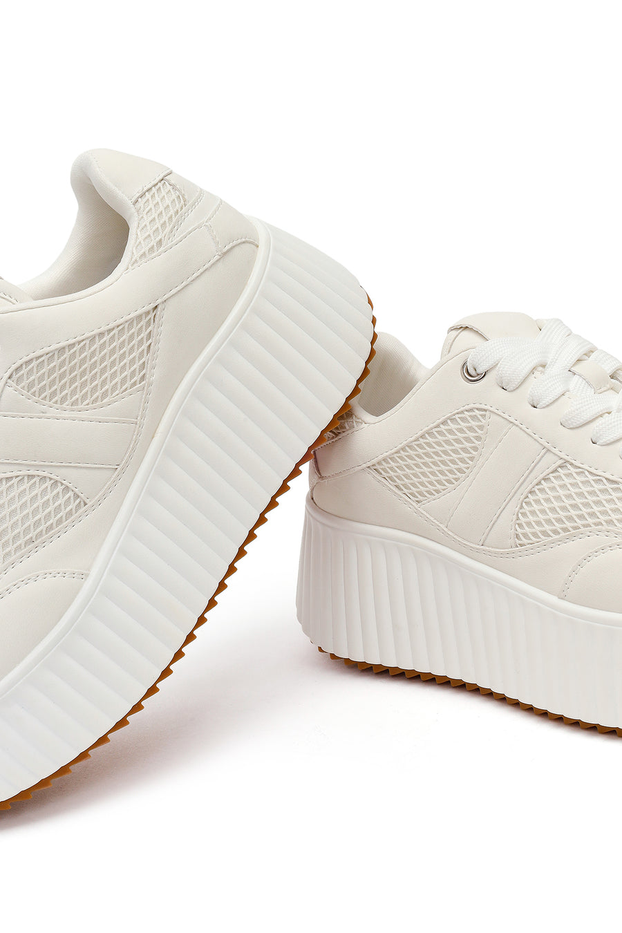 Woman White Lace-Up Chunky-Soled Sneakers