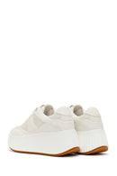 Kadın Beyaz Bağcıklı Kalın Tabanlı Sneaker | Derimod