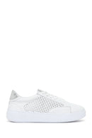 Kadın Beyaz Bağcıklı Kalın Tabanlı Deri Sneaker | Derimod