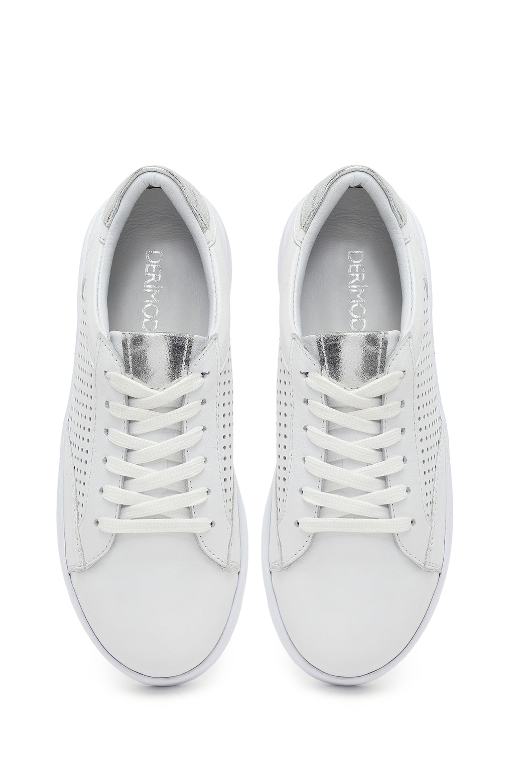 Kadın Beyaz Bağcıklı Kalın Tabanlı Deri Sneaker