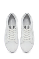 Kadın Beyaz Bağcıklı Kalın Tabanlı Deri Sneaker | Derimod
