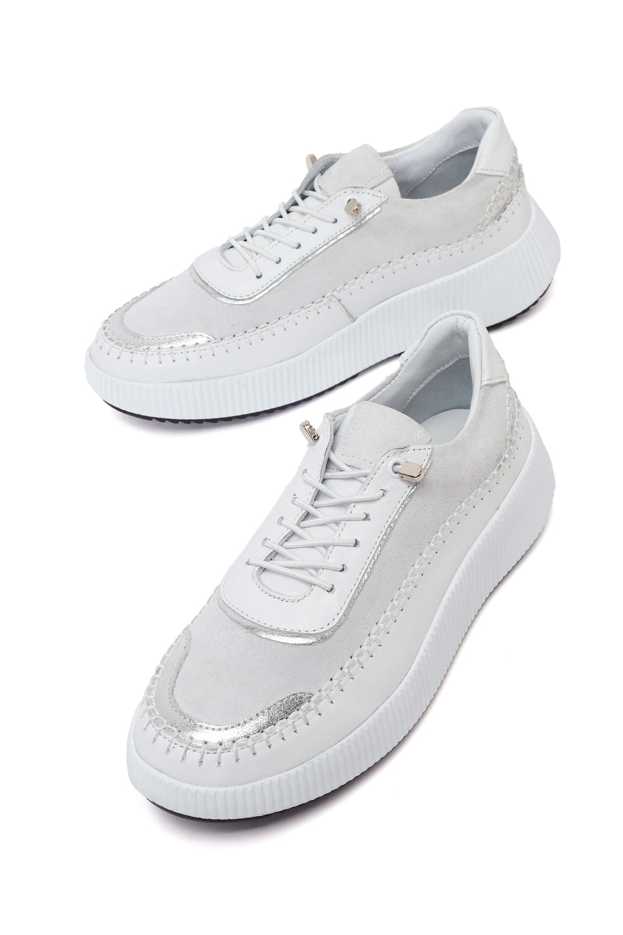 Kadın Beyaz Bağcıklı Kalın Tabanlı Deri Sneaker