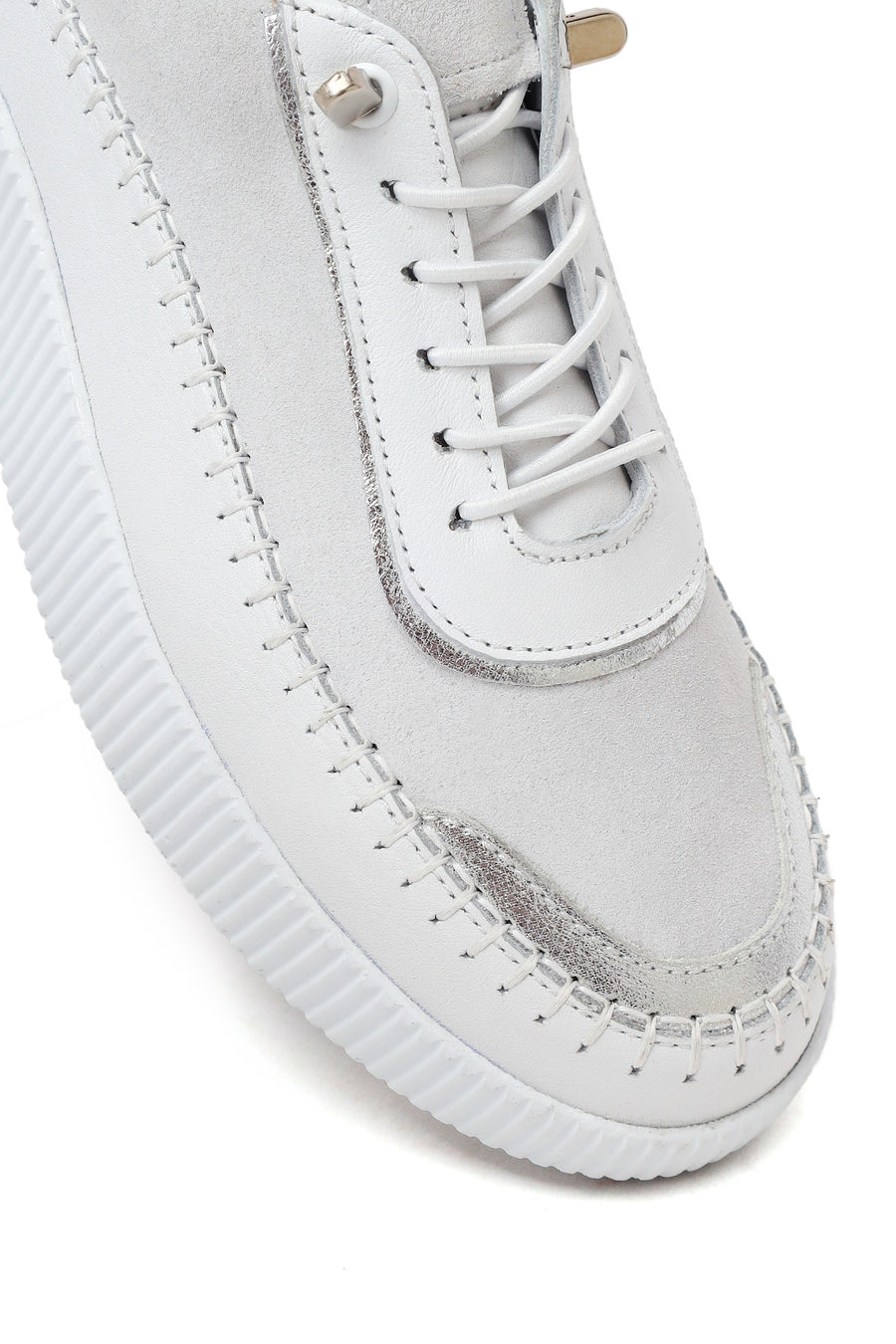 Kadın Beyaz Bağcıklı Kalın Tabanlı Deri Sneaker