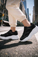 Kadın Siyah Bağcıklı Kalın Tabanlı Sneaker | Derimod