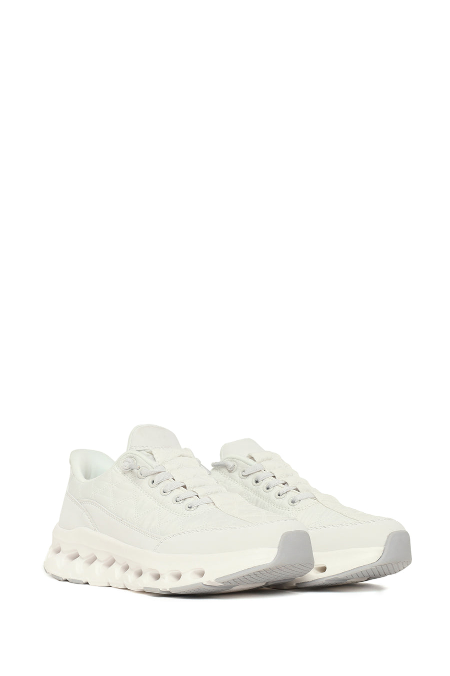 Woman White Lace-Up Chunky Sole Sneakers