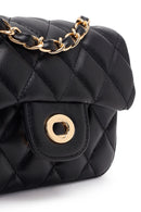 Kadın Siyah Zincir Askılı Mini Kapitone Çapraz Çanta | Derimod