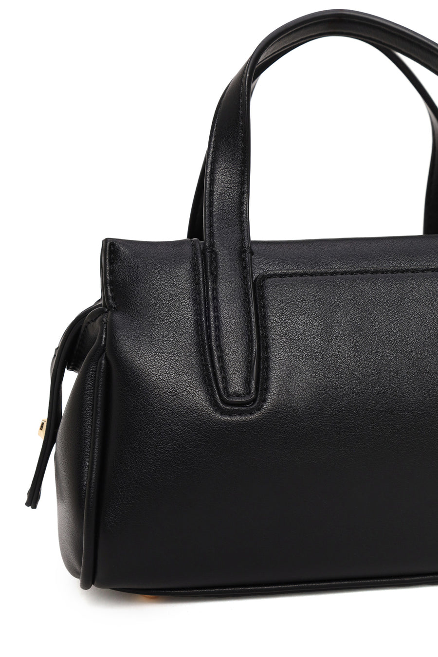 Woman Black Long-Strap Classic Shoulder Bag