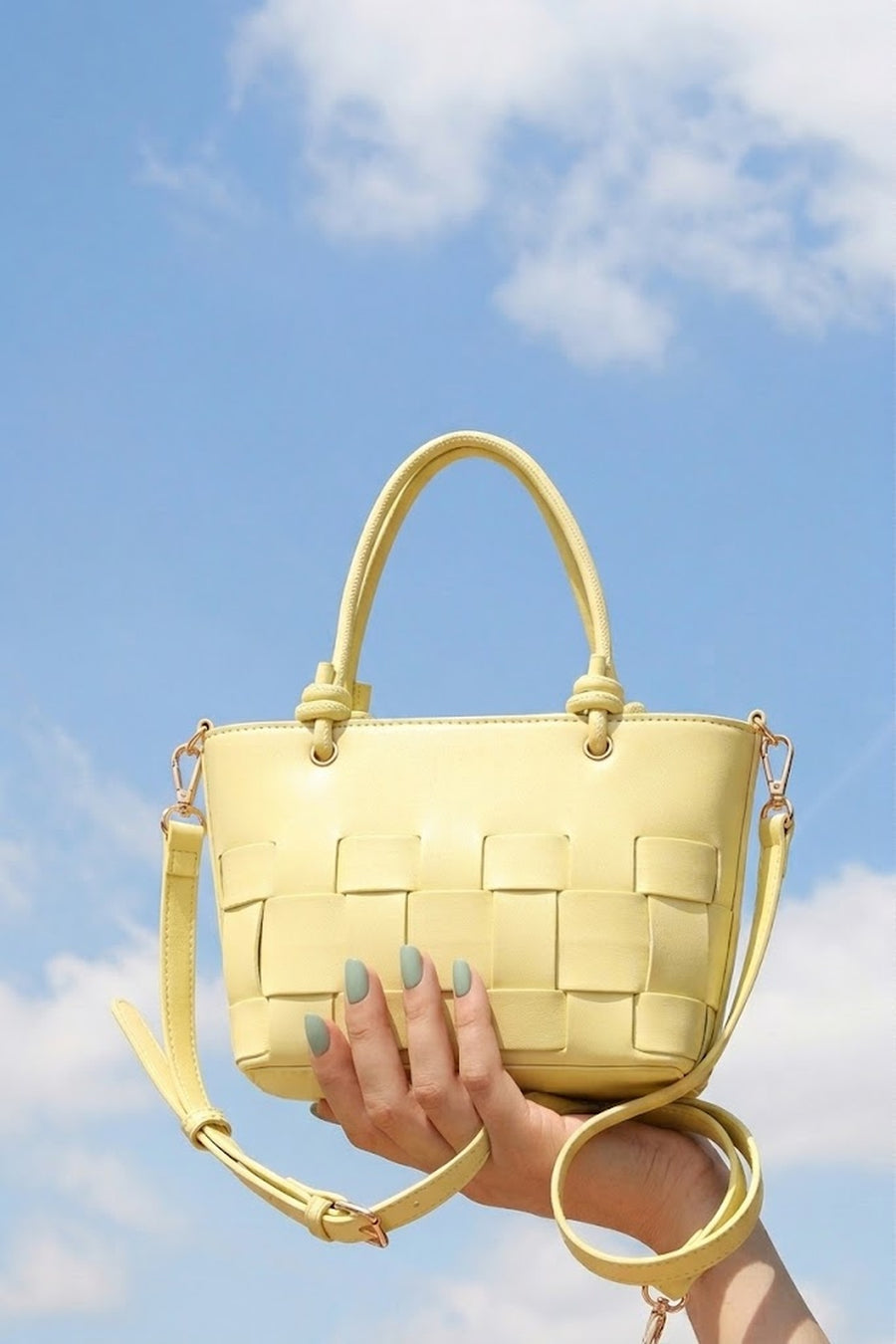 Woman Yellow Long-Strap Knit Mini Shoulder Bag