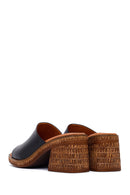Woman Black Chunky-Heeled Leather Slippers | Derimod