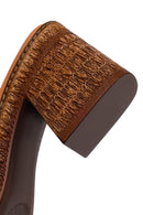 Woman Black Chunky-Heeled Leather Slippers | Derimod