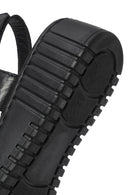 Kadın Siyah Kalın Tabanlı Deri Comfort Sandalet | Derimod