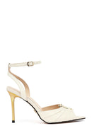 Kadın Beyaz Bilekten Tokalı İnce Topuklu Deri Sandalet | Derimod