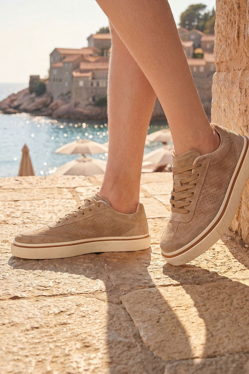 Erkek Bej Bağcıklı Kalın Tabanlı Süet Deri Sneaker