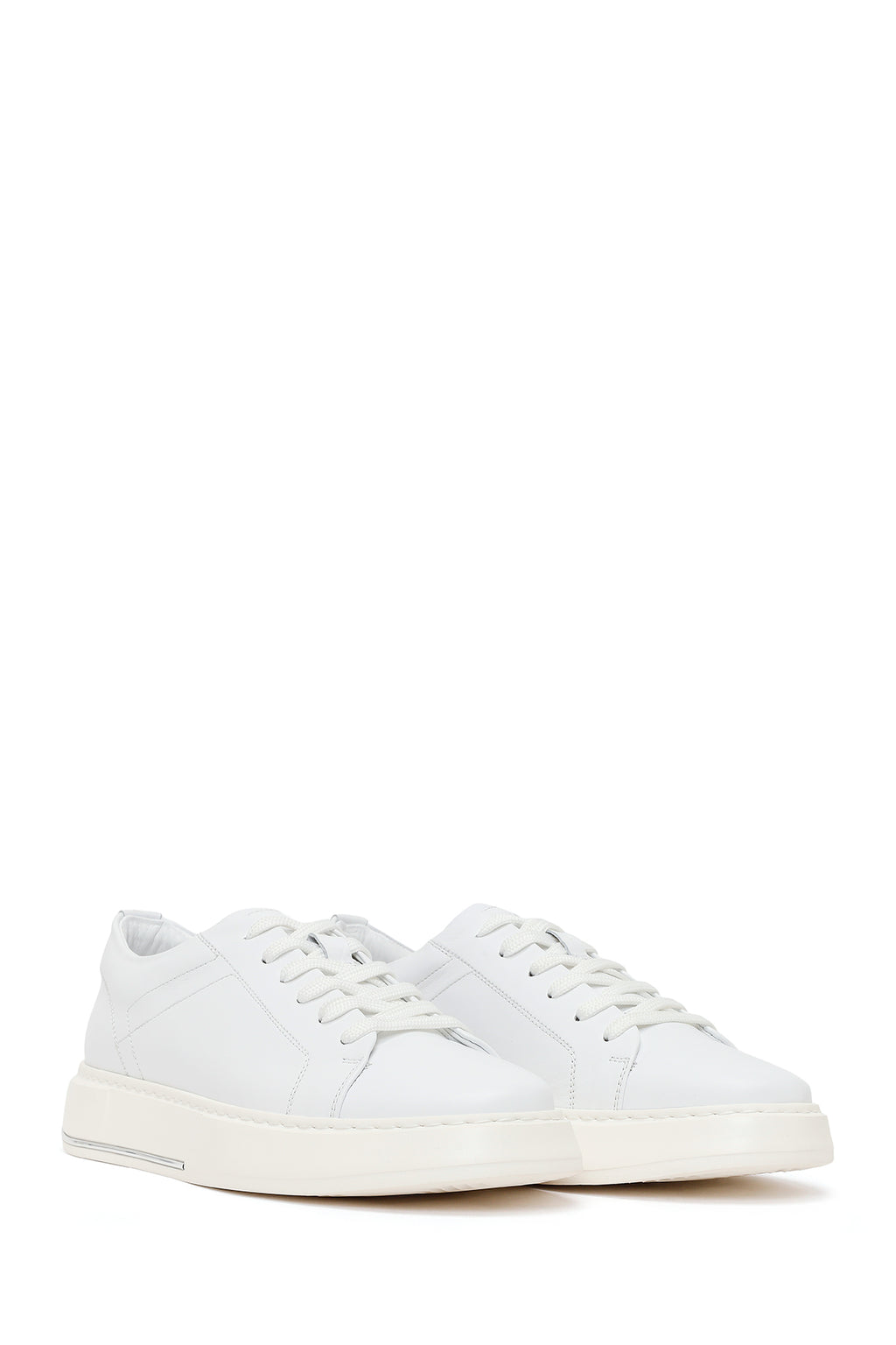 Erkek Beyaz Bağcıklı Kalın Tabanlı Deri Sneaker