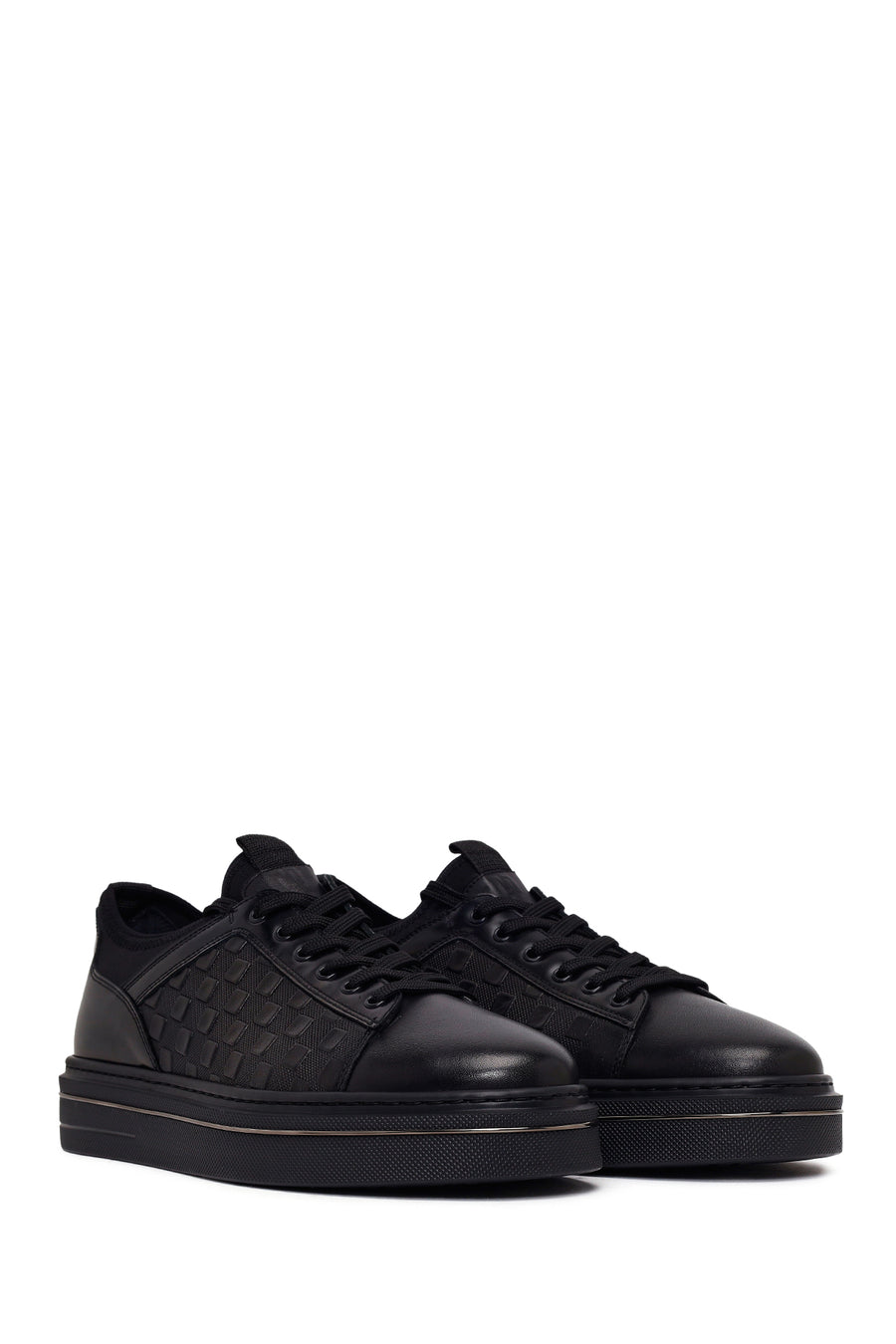 Male Black Lace-Up Leather Sneaker