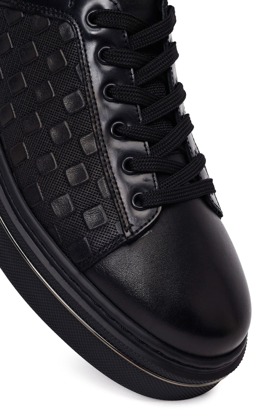 Male Black Lace-Up Leather Sneaker