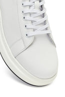 Erkek Beyaz Bağcıklı Kalın Tabanlı Deri Sneaker | Derimod