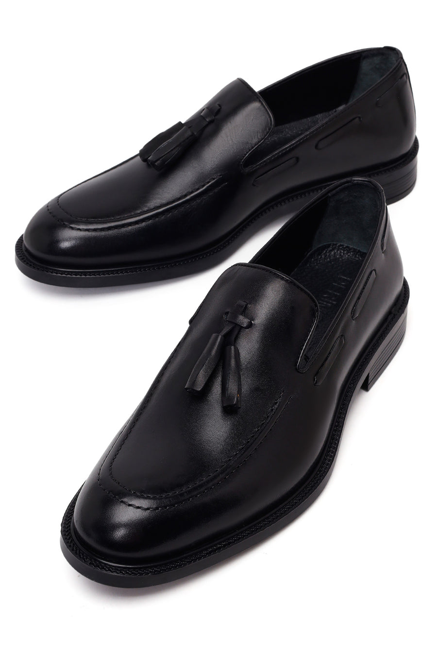 Male Black Tasselled Leather Classic Loafer