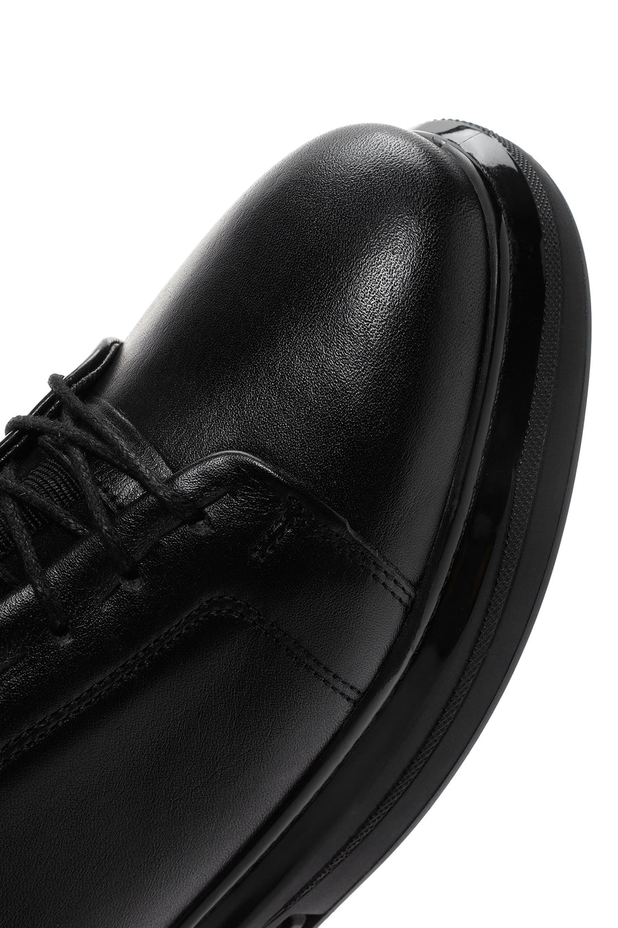Erkek Siyah Bağcıklı Kalın Tabanlı Deri Sneaker