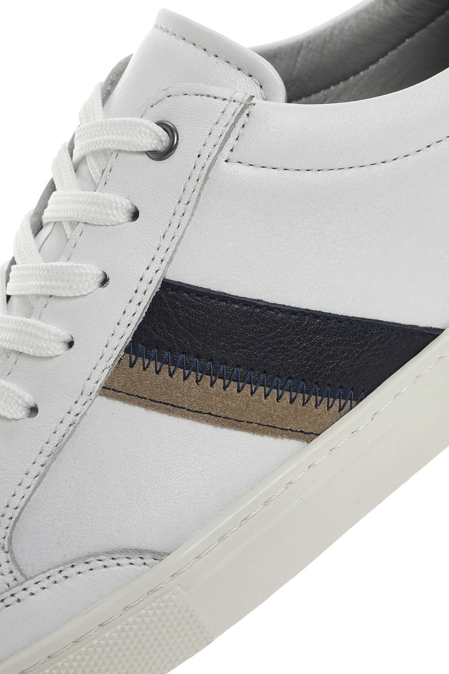 Men's White Lace-up Leather Sneaker