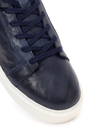 Erkek Lacivert Bağcıklı Kalın Tabanlı Baskılı Deri Sneaker | Derimod