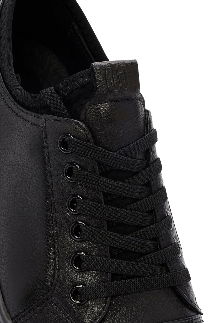 Men's Black Lace-up Thick-Sole Leather Sneaker