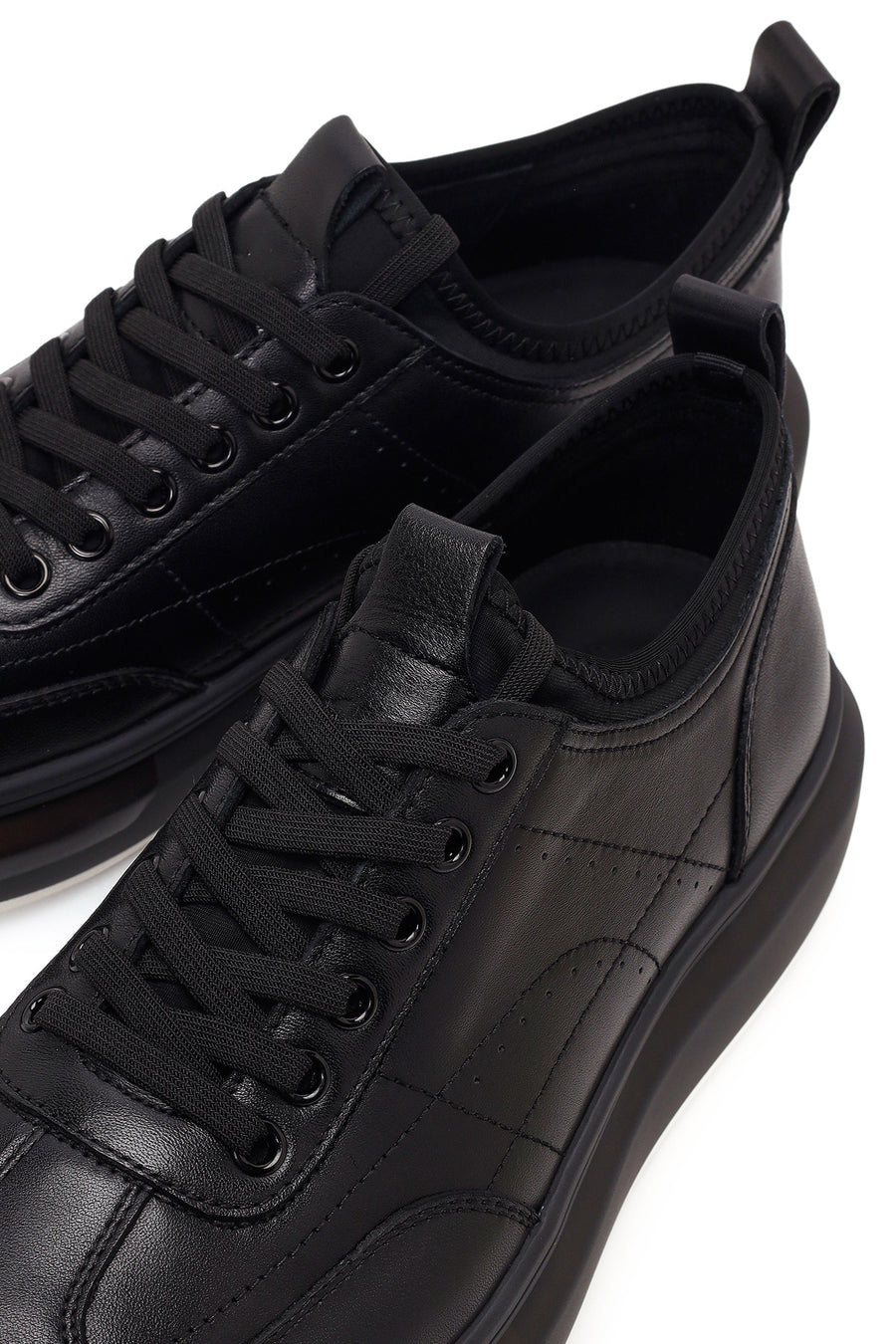 Men's Black Lace-up Thick-Sole Leather Sneaker