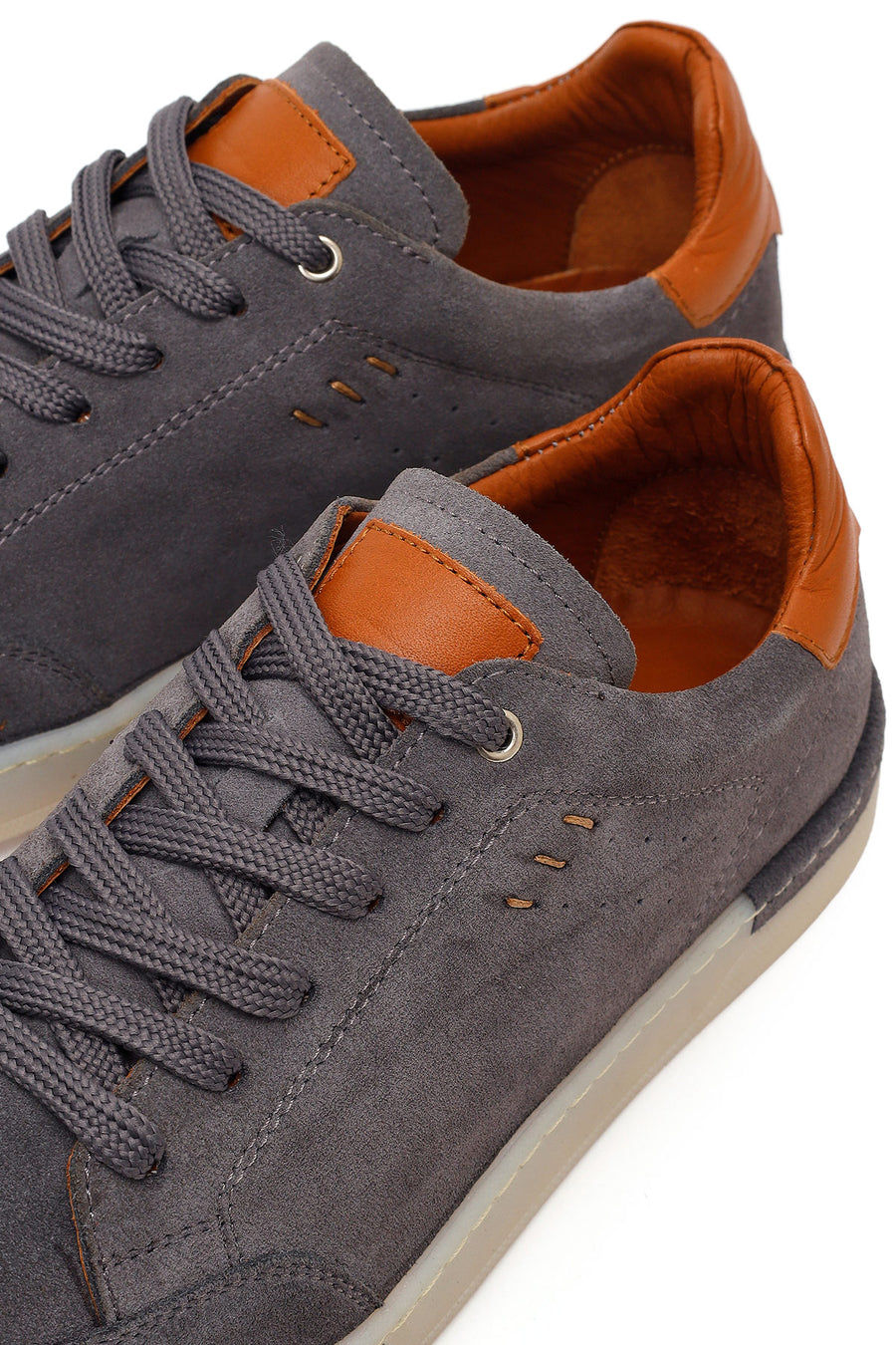 Erkek Gri Bağcıklı Süet Deri Sneaker