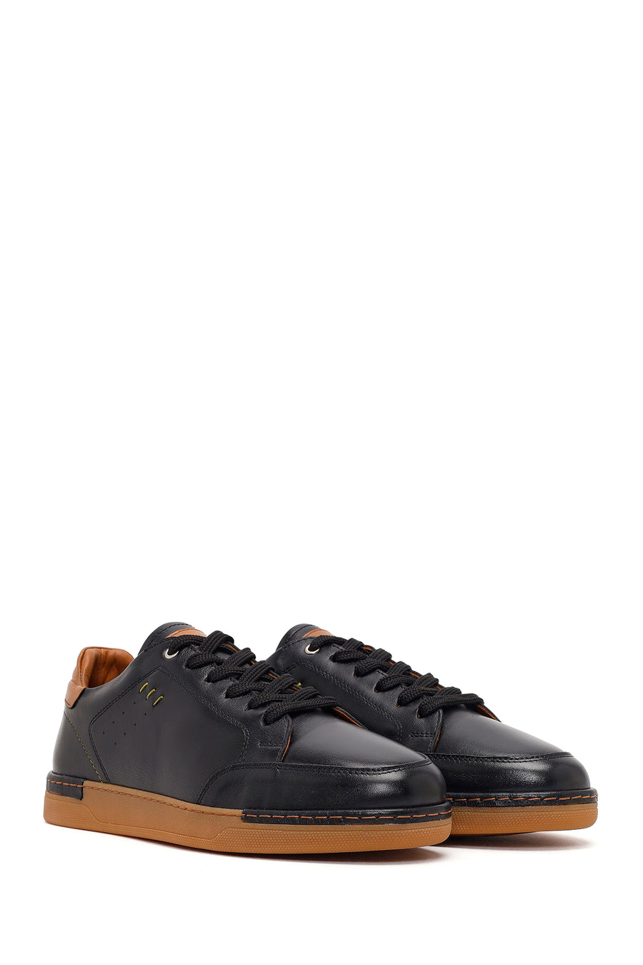 Men's Black Lace-up Leather Sneaker
