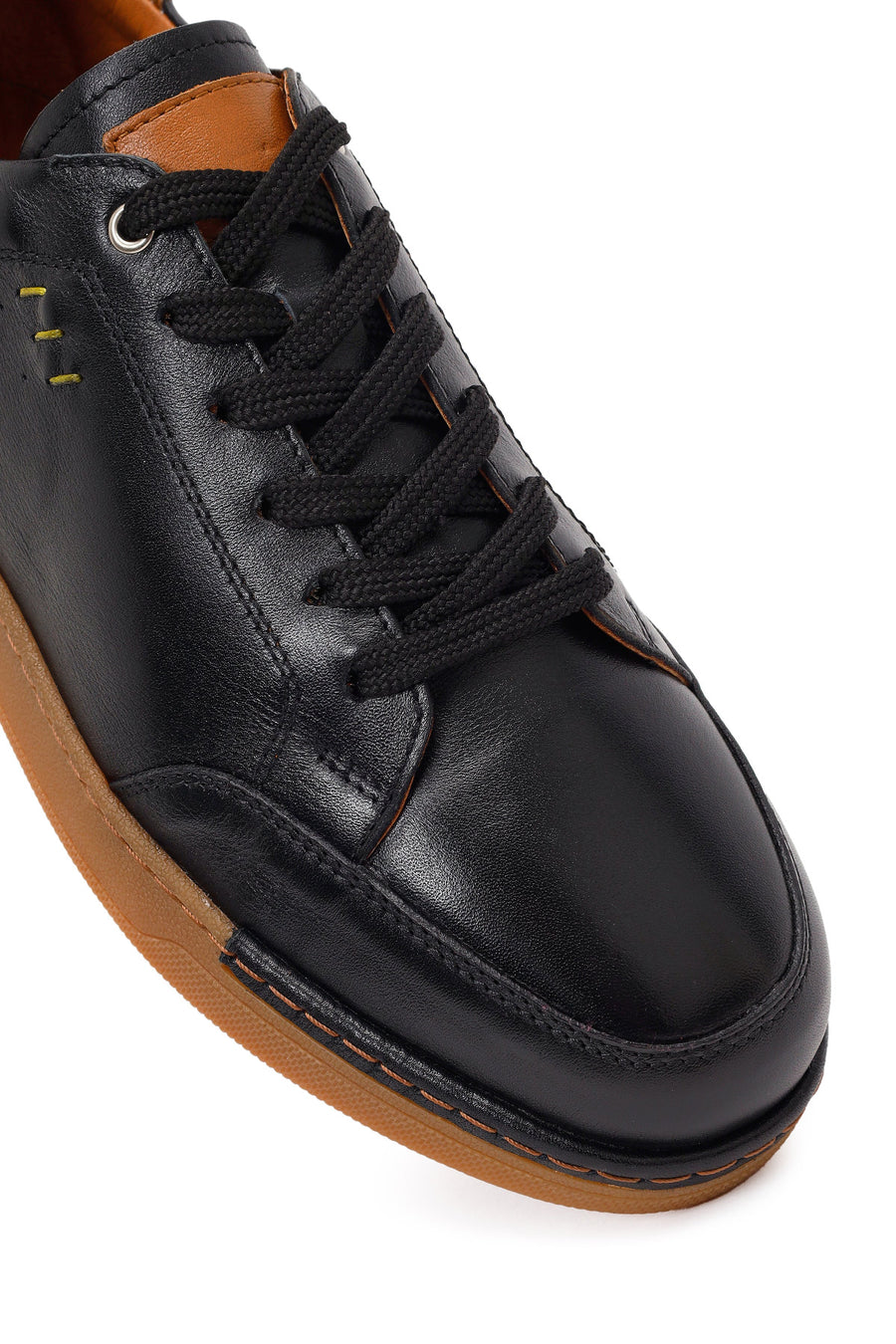 Men's Black Lace-up Leather Sneaker