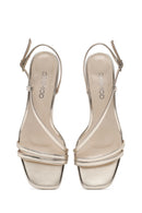 Kadın Altın Bilekten Tokalı Kısa Kalın Topuklu Metalik Sandalet | Derimod