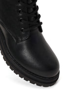 Woman Black Zip Closure Combat Boots | Derimod