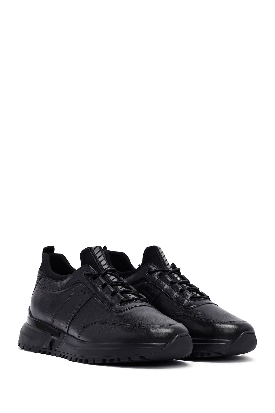 Erkek Siyah Bağcıklı Kalın Tabanlı Deri Casual Sneaker