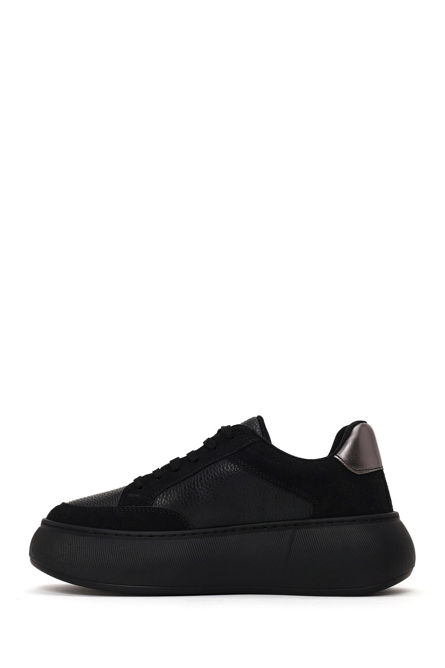 Kadın Siyah Bağcıklı Kalın Tabanlı Sneaker