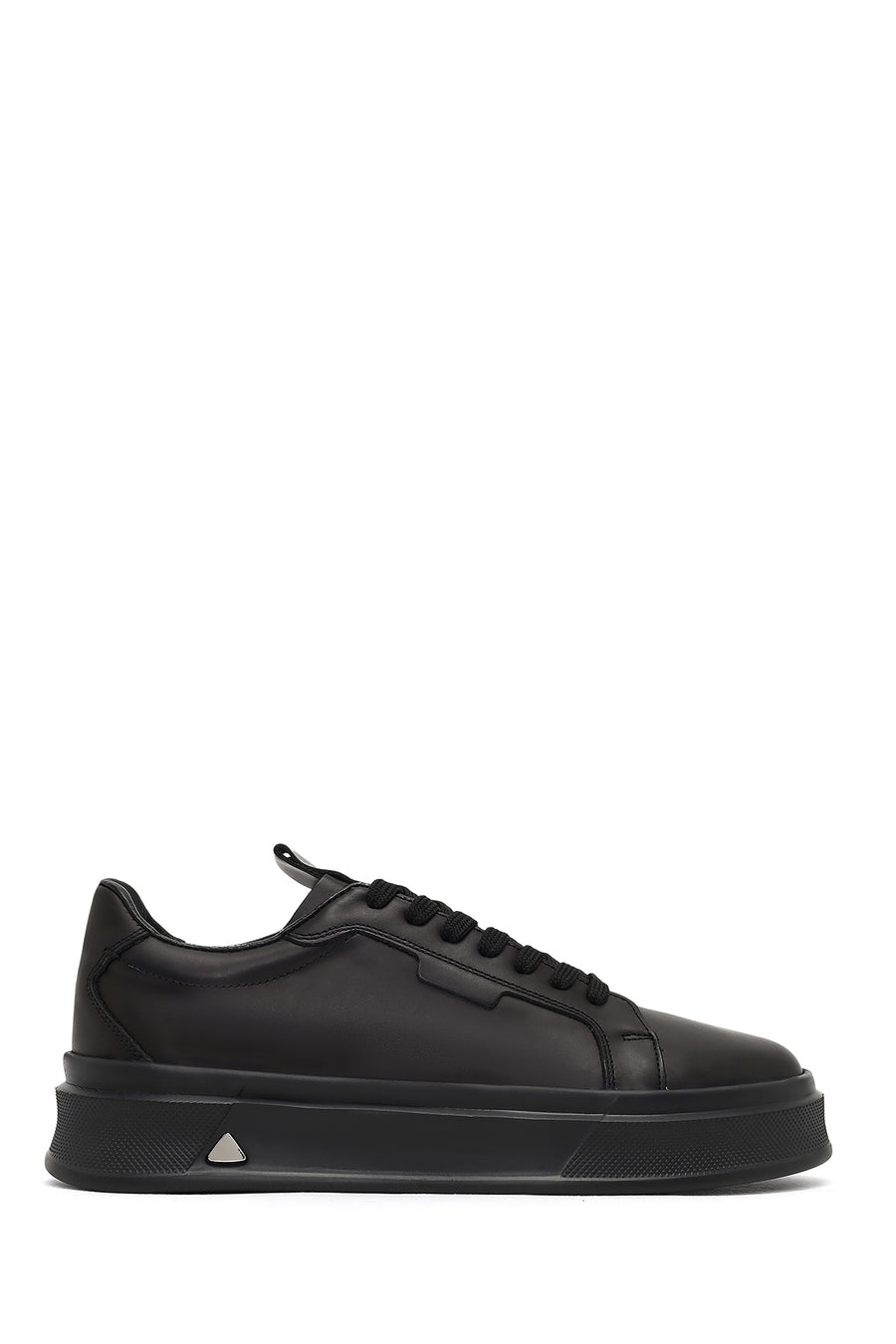 Erkek Siyah Bağcıklı Kalın Tabanlı Deri Sneaker WM740007DV | Derimod
