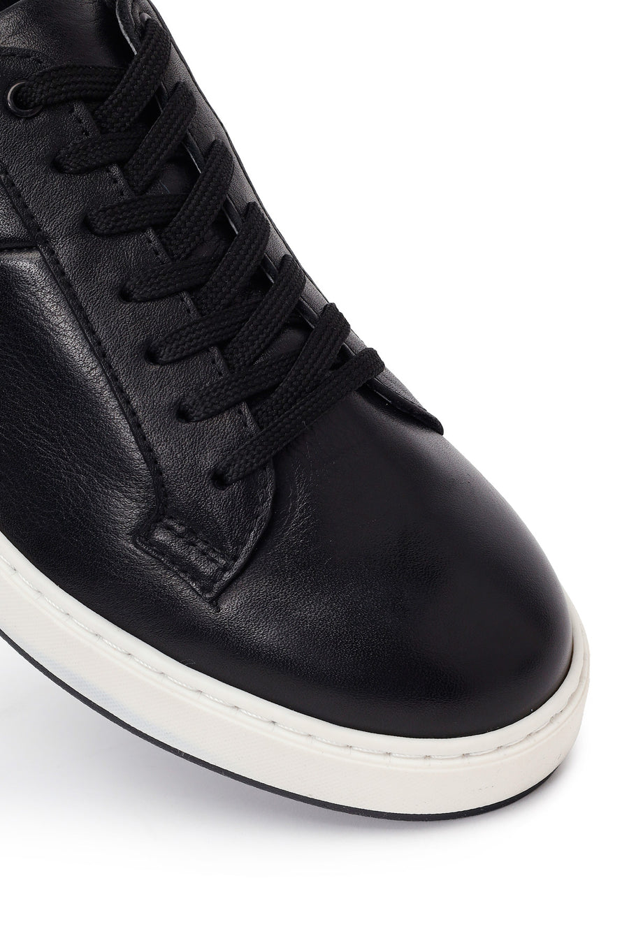 Male Black Lace-Up Leather Sneaker