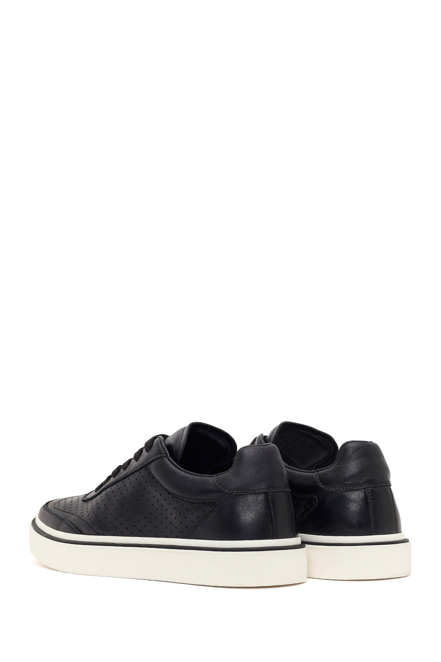 Male Black Lace-Up Leather Sneaker