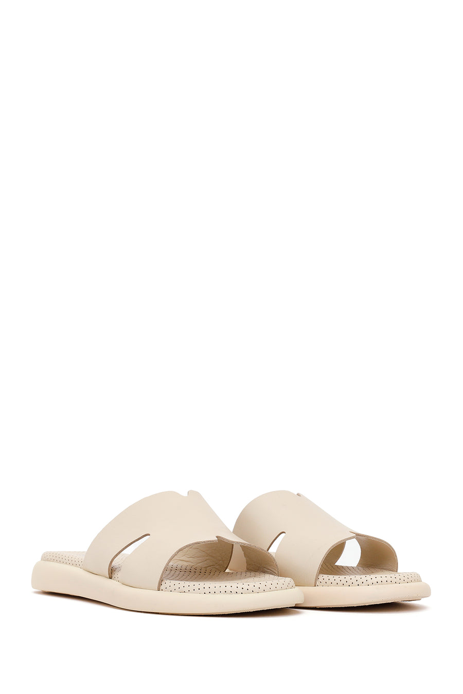 Woman Beige Leather Slippers