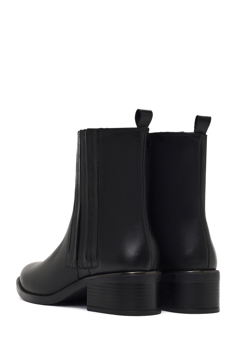 Woman Black Zip Closure Leather Boots