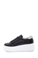 Kadın Siyah Deri Kalın Tabanlı Sneaker | Derimod