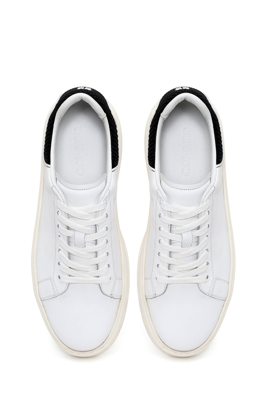 Male White Lace-Up Thick-Soled Leather Sneaker