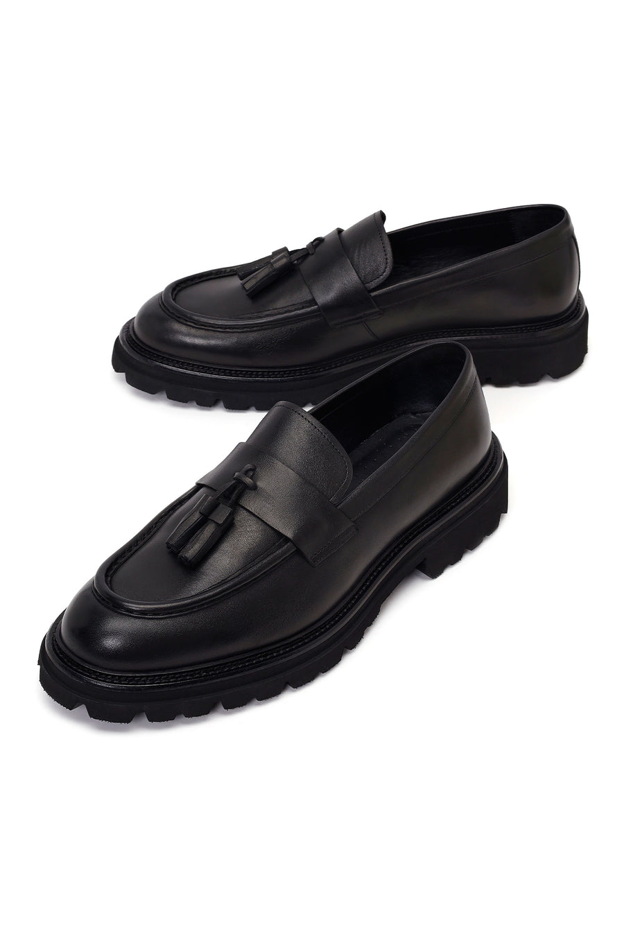 Male Black Tasselled Leather Casual Loafer