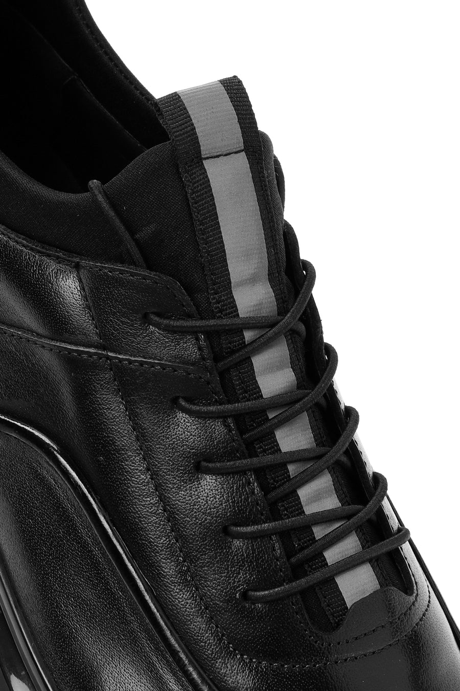 Erkek Siyah Bağcıklı Deri Casual Sneaker