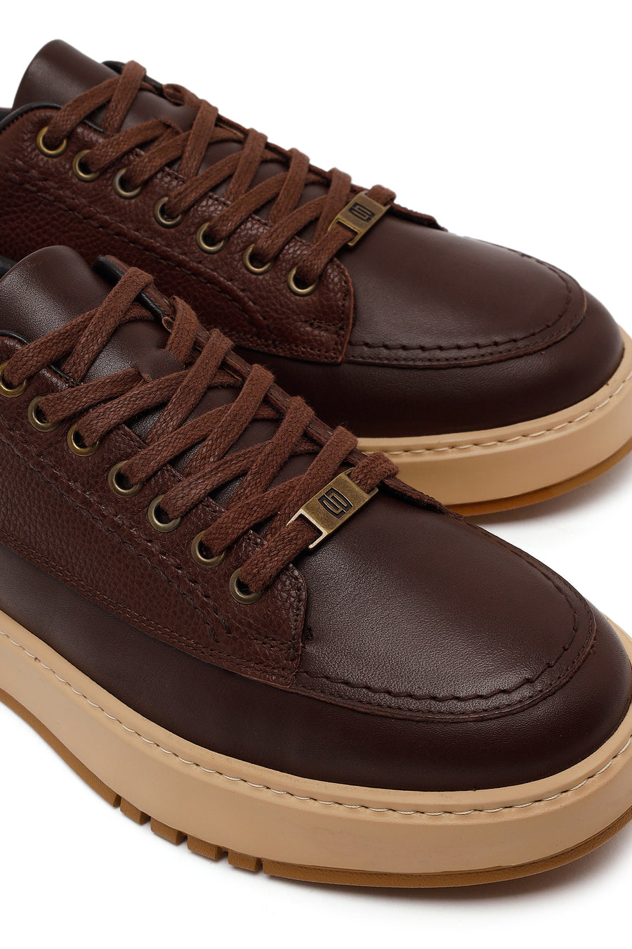 Erkek Kahverengi Bağcıklı Kalın Tabanlı Deri Sneaker