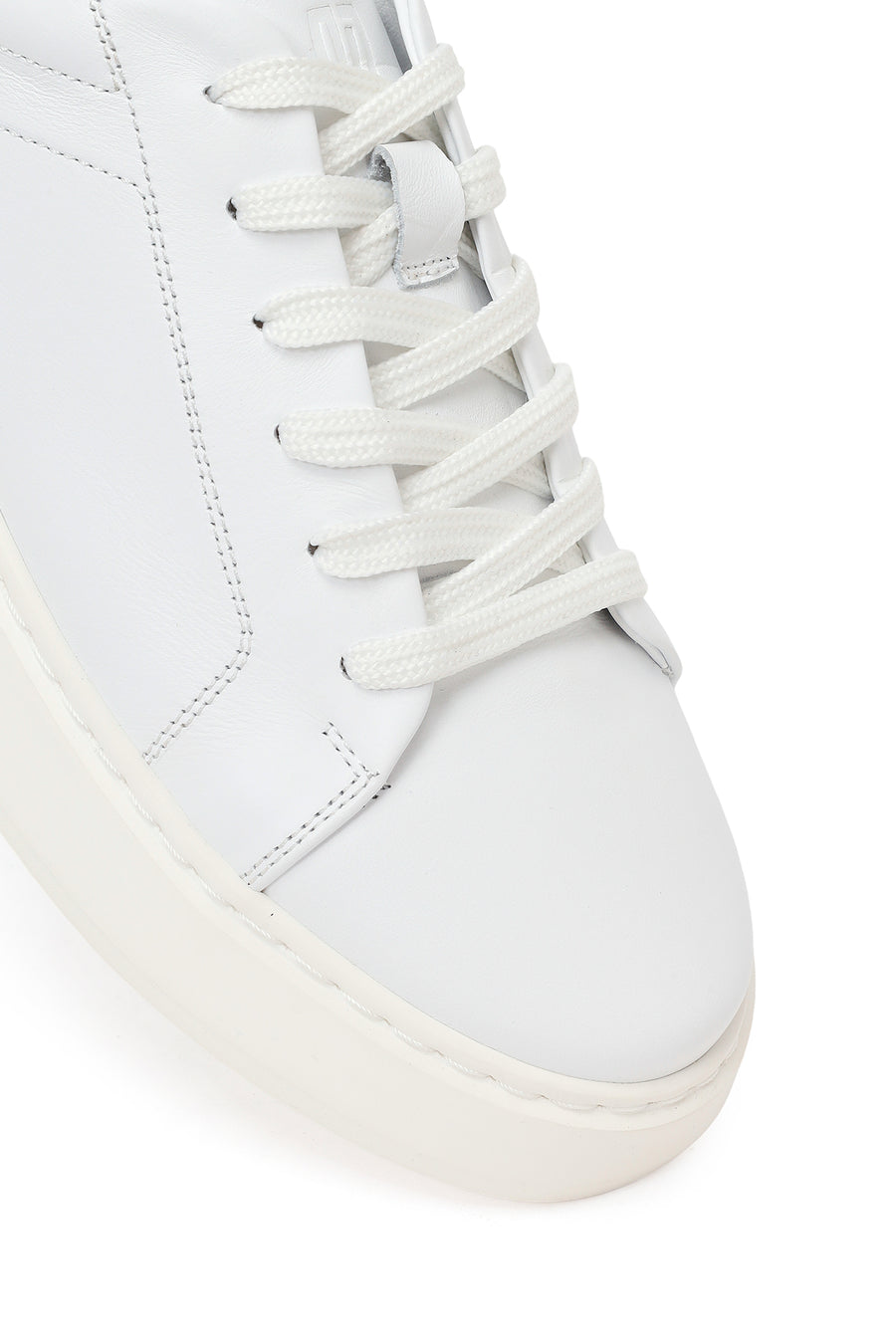 Male White Lace-Up Leather Sneaker