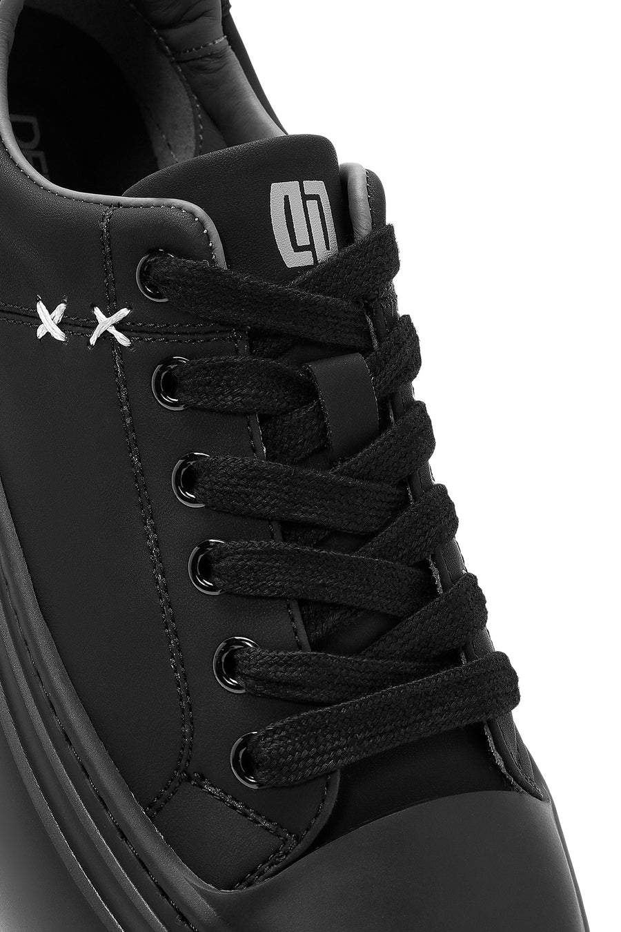 Erkek Siyah Bağcıklı Deri Sneaker