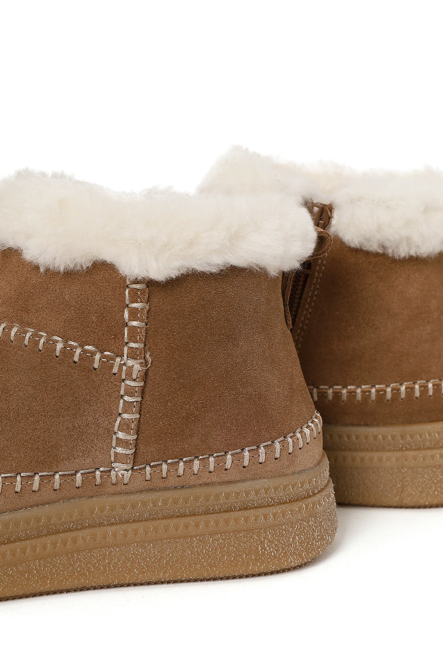 Woman Tan Zip Closure Chunky Sole Suede Teddy Boots