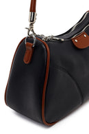 Woman Black Casual Shoulder Bag with Long Strap | Derimod