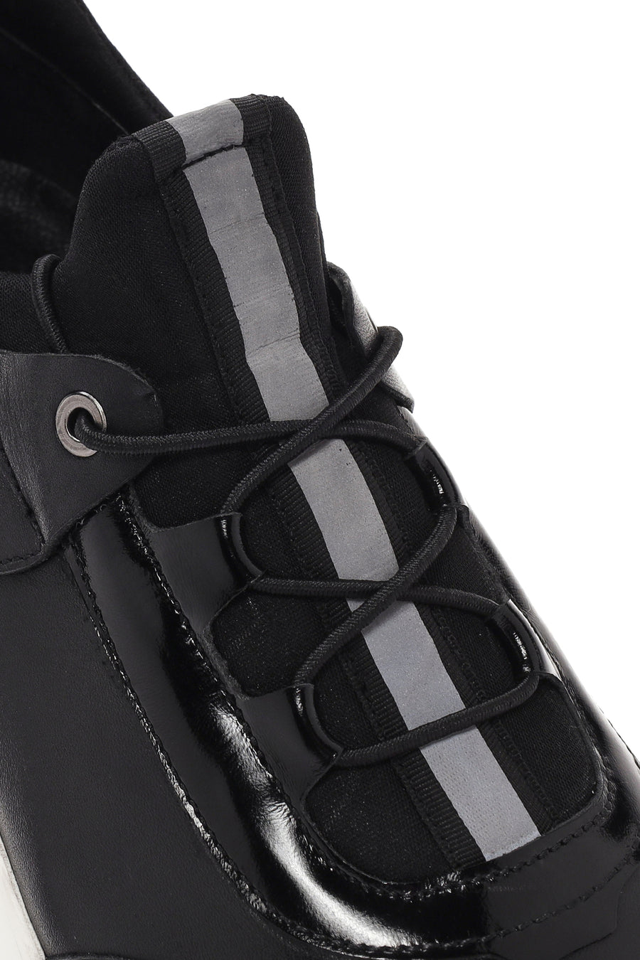 Men's Black Lace-up Leather Sneaker