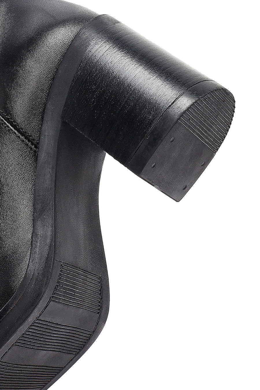 Woman Black Zippered Chunky Heels Leather Boot